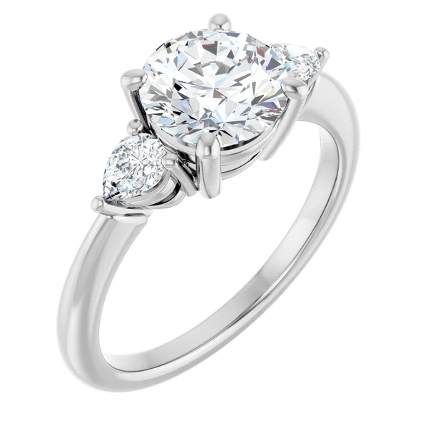 L'Éclat de Place Vendôme, Diamond Three-Stone Ring