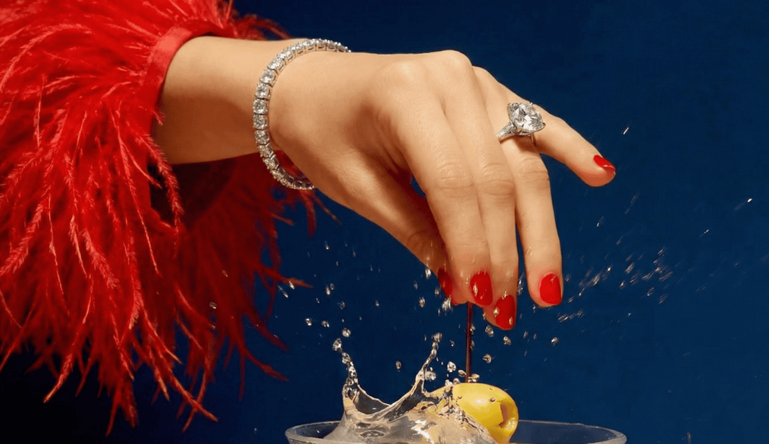 Woman hand with natural diamond tennis bracelet & Engagement ring 6 carats