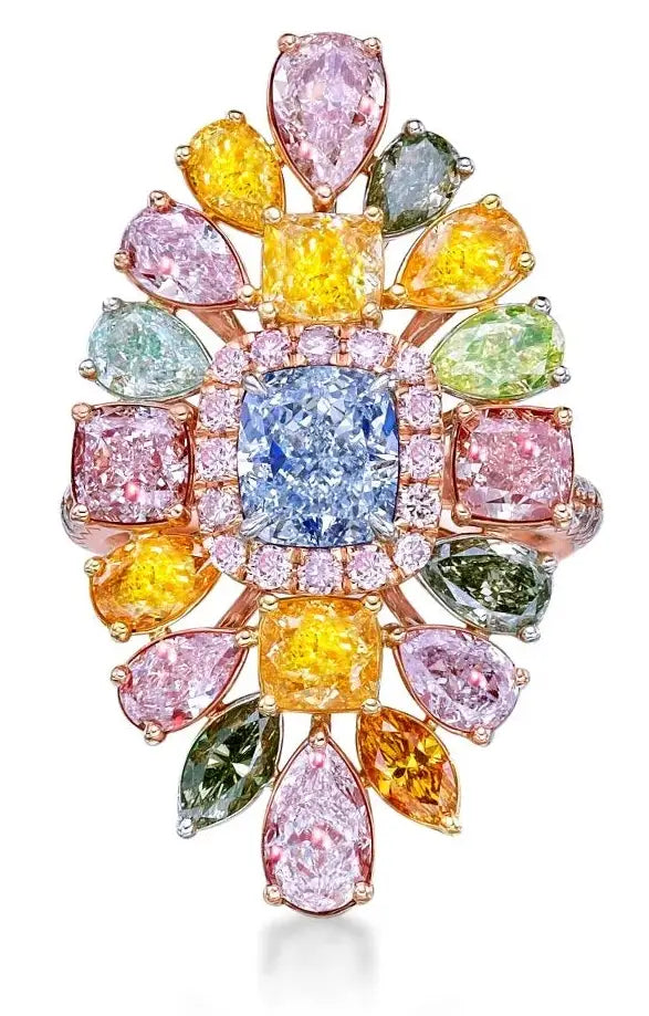Couleurs Spectrum, Natural Fancy Colored Diamond Ring
