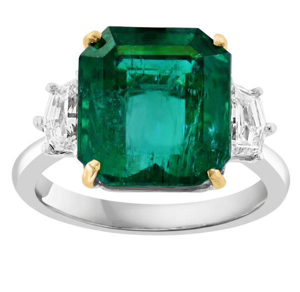 Le Paradis Vert Emerald Ring