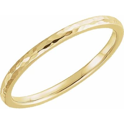 Comfort-Fit Half Round Band with Hammer Finish
