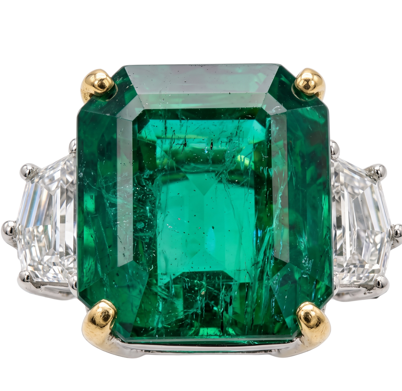 Le Paradis Vert Emerald Ring