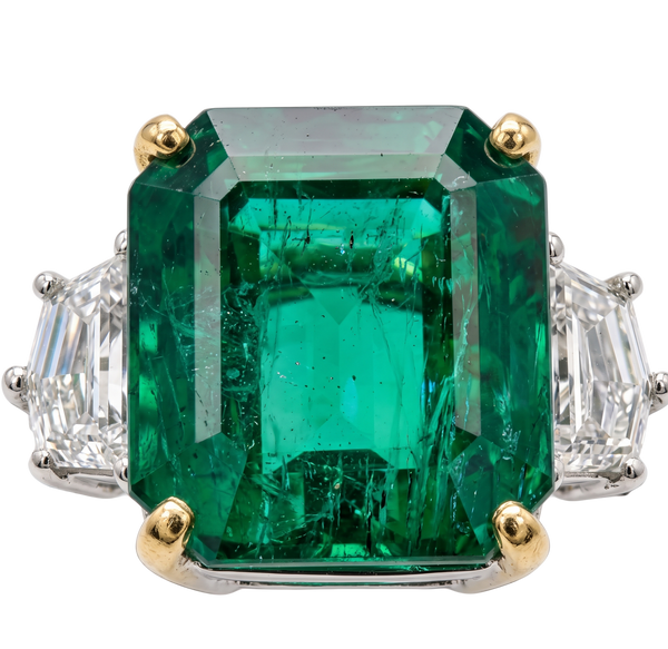 Le Paradis Vert Emerald Ring
