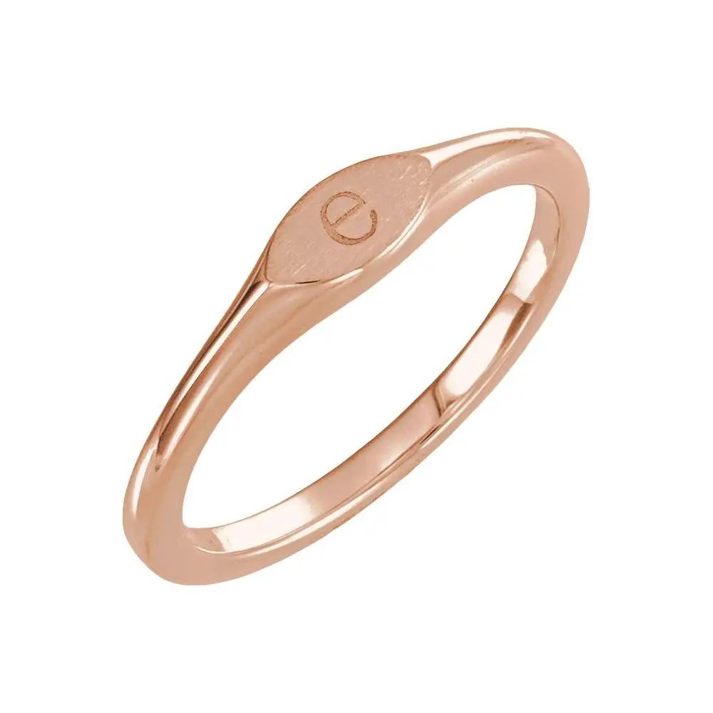 Gordes Autrement, 14K Gold Oval Initial Signet Ring