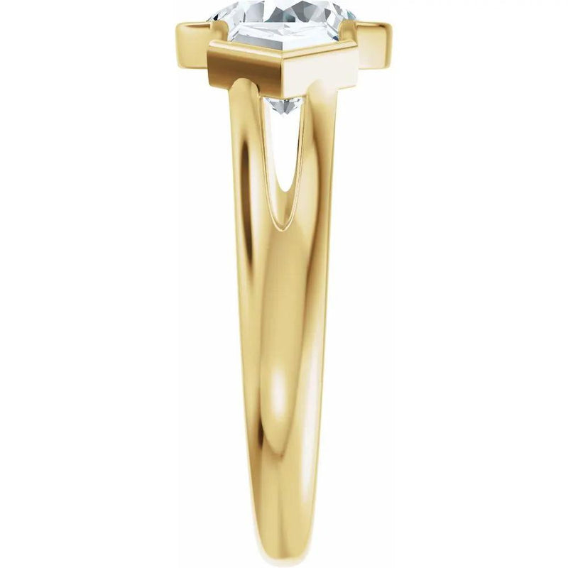 Soleil de Mont-Blanc, Round & Cadillac Diamond Round Engagement Ring