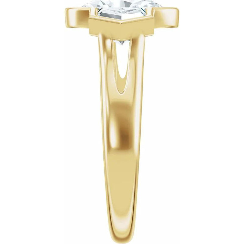 Soleil de Mont-Blanc, Oval Diamond Round Engagement Ring