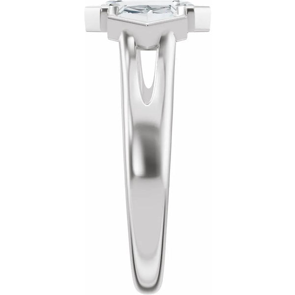 Soleil de Mont-Blanc, Emerald Diamond Engagement Ring