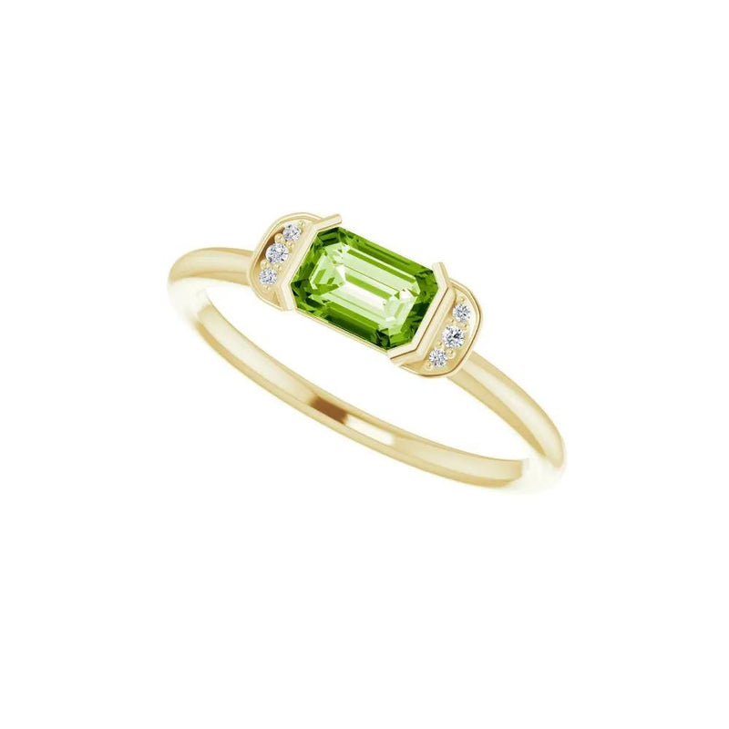 Lumière de Montmartre, Emerald Cut Peridot and Diamond Stackable Ring