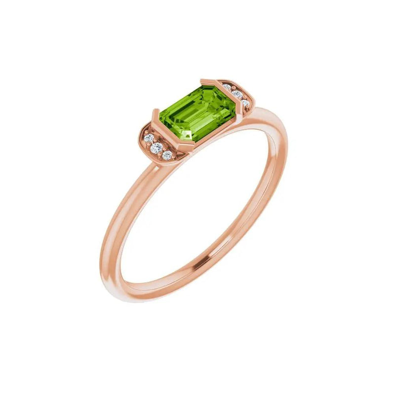Lumière de Montmartre, Emerald Cut Peridot and Diamond Stackable Ring