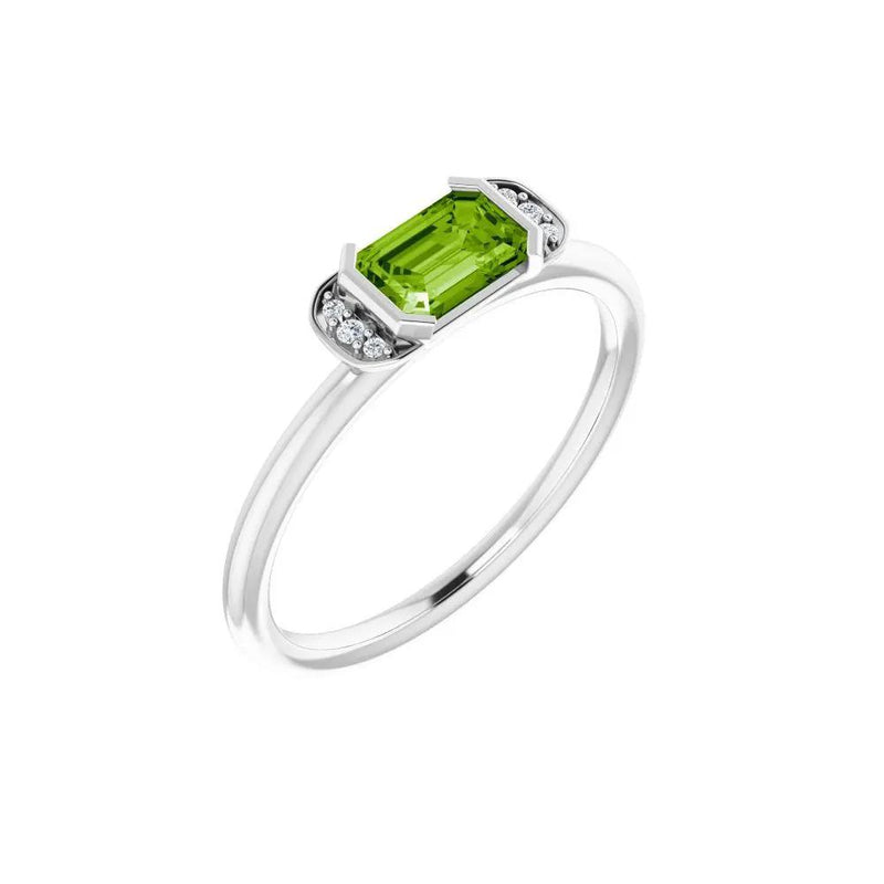 Lumière de Montmartre, Emerald Cut Peridot and Diamond Stackable Ring