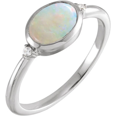 Nacre de Fontainebleau, Natural White Opal Diamond Ring