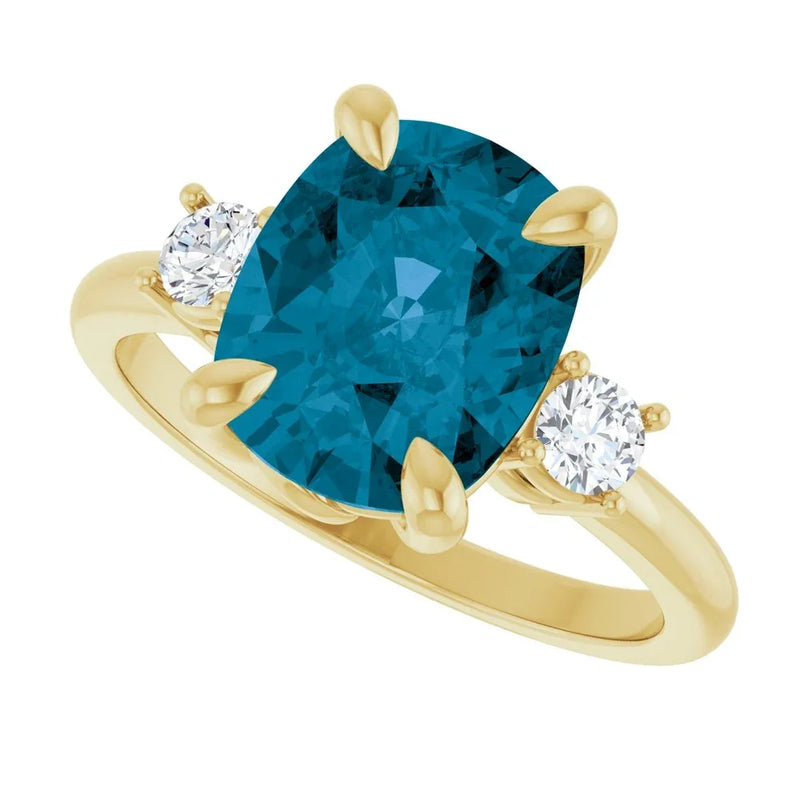 Velours de Montmartre, London Blue Topaz Diamond Ring