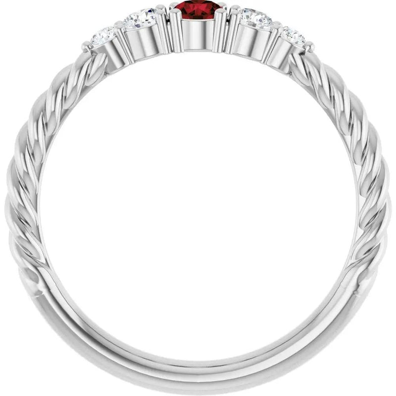 Cœur de Biarritz, Mozambique Garnet Diamond Rope Stackable Ring