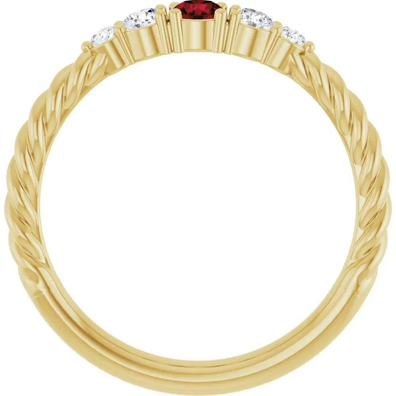 Cœur de Biarritz, Mozambique Garnet Diamond Rope Stackable Ring