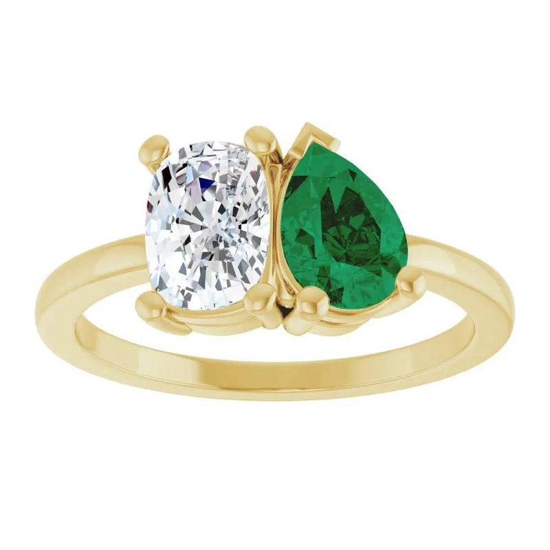 Les Amoureux de Paris, Diamond & Emerald Two-Stone Ring