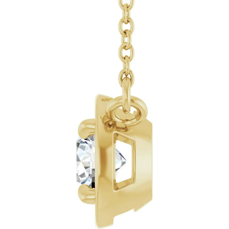 Soleil du Pays Basque, Round Diamond Solitaire Necklace