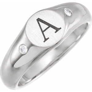 Signet Ring with Natural Diamonds