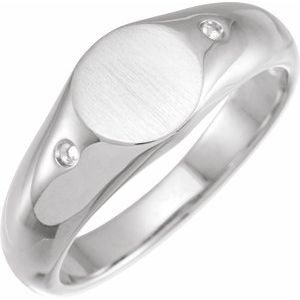 Brilliant Round Diamond Signet Ring view 10
