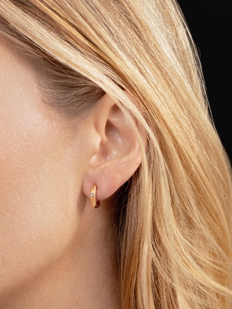 Reflet de Montmartre, Yellow Gold Diamond Hoop Earrings