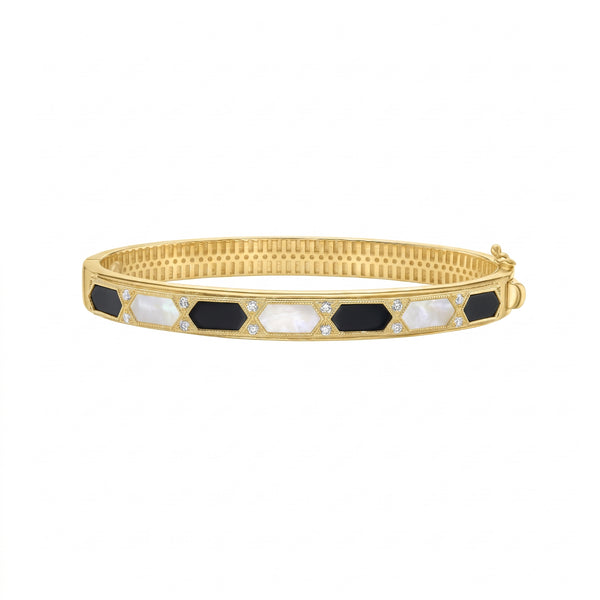 Étincelle de Versailles, Onyx & Pearl Hexagon Bracelet