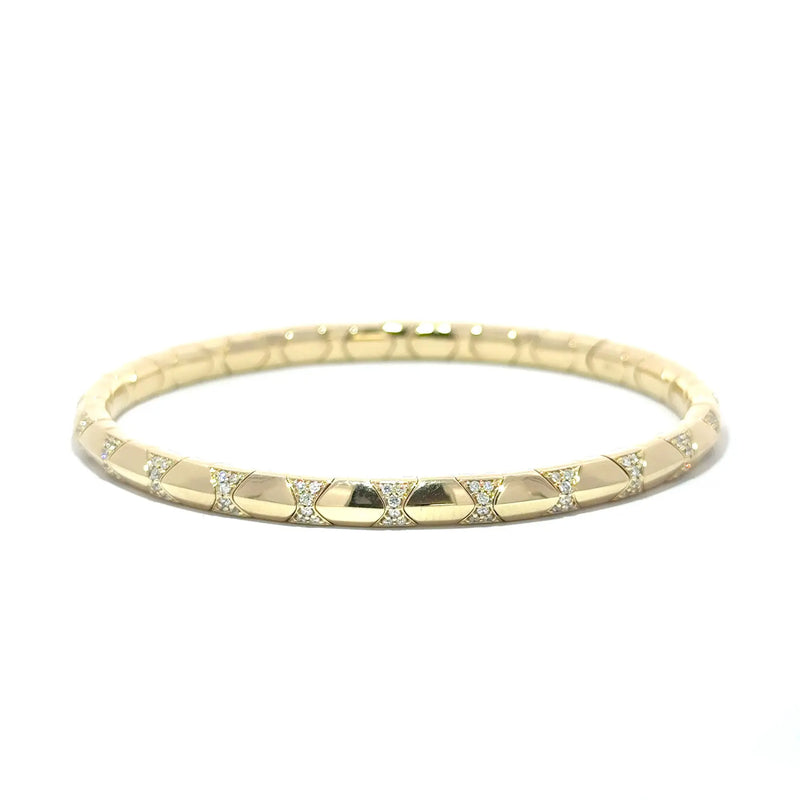 Chambord, 14K Yellow Gold Geometric Diamond Bangle