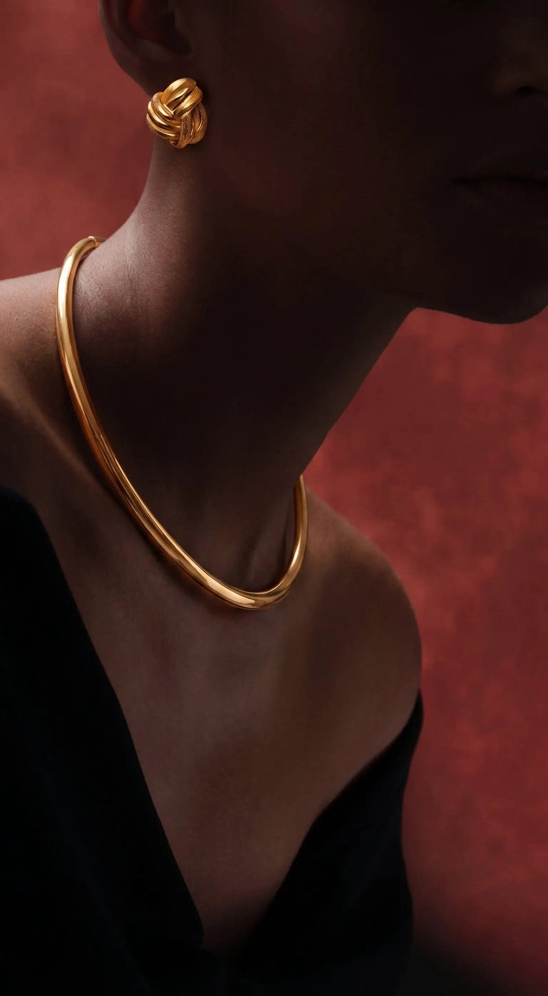 La Danse du Dimanche, Knot Gold Earrings